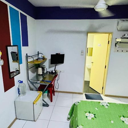 Vista Alam Roomstay Homestay Shah Alam Exterior photo
