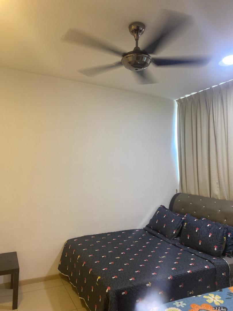Vista Alam Roomstay Homestay Shah Alam Exterior photo