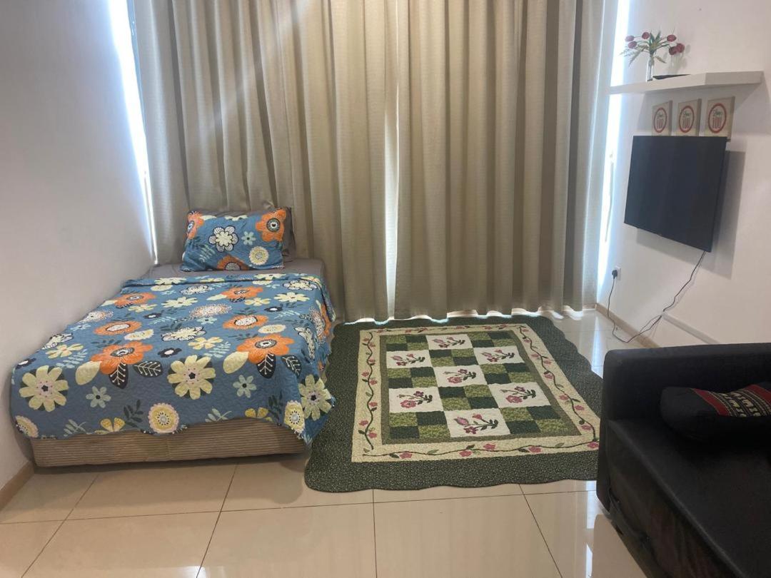 Vista Alam Roomstay Homestay Shah Alam Exterior photo