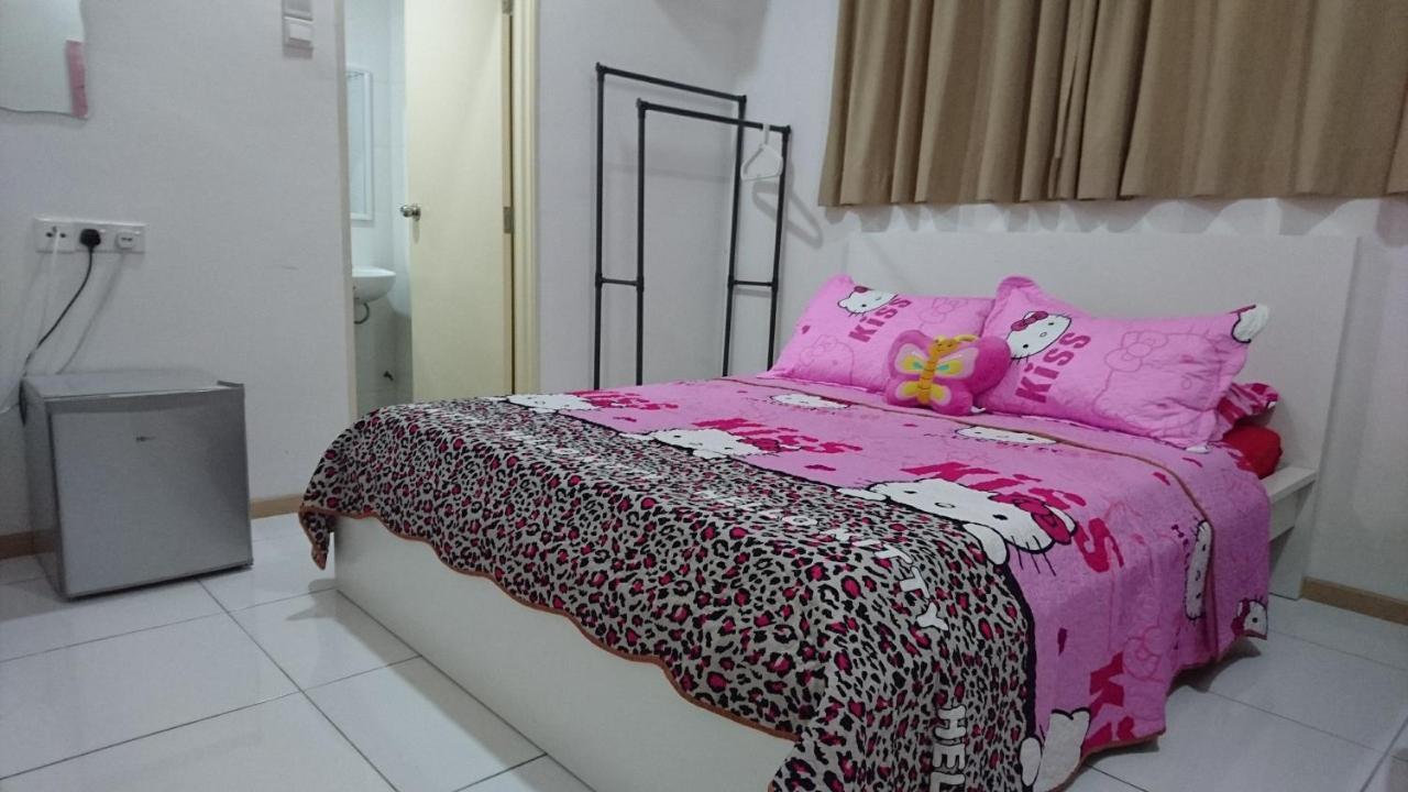 Vista Alam Roomstay Homestay Shah Alam Exterior photo