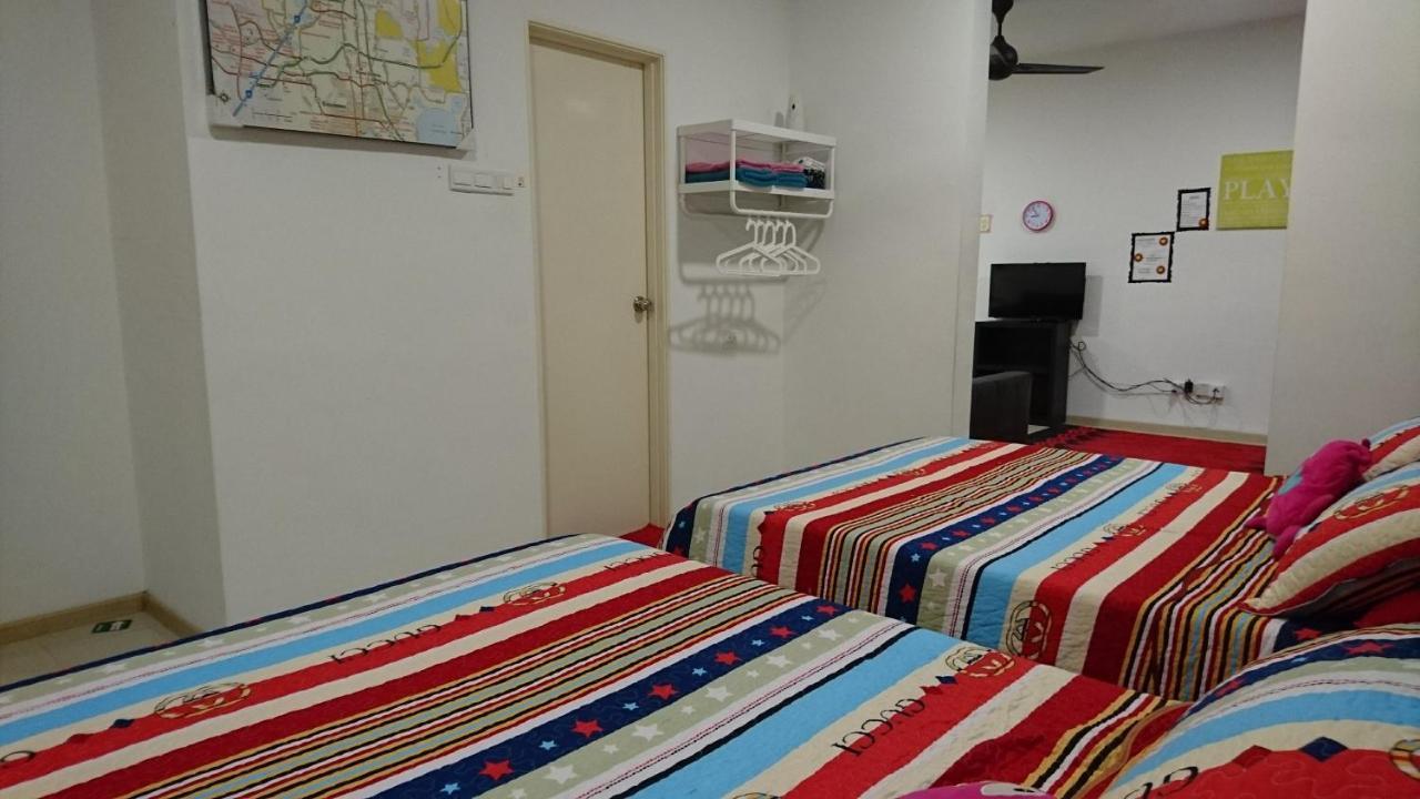 Vista Alam Roomstay Homestay Shah Alam Exterior photo