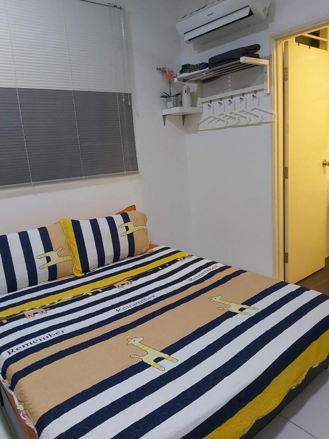 Vista Alam Roomstay Homestay Shah Alam Exterior photo
